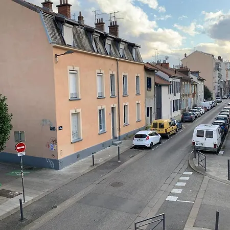 Apartment Modern Decoration 5 Minutes From The Tram C All Shops #n8 Grenoble